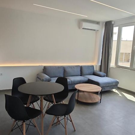 La Dolce Vita-Your Urban Stay Tesalonika Bagian luar foto