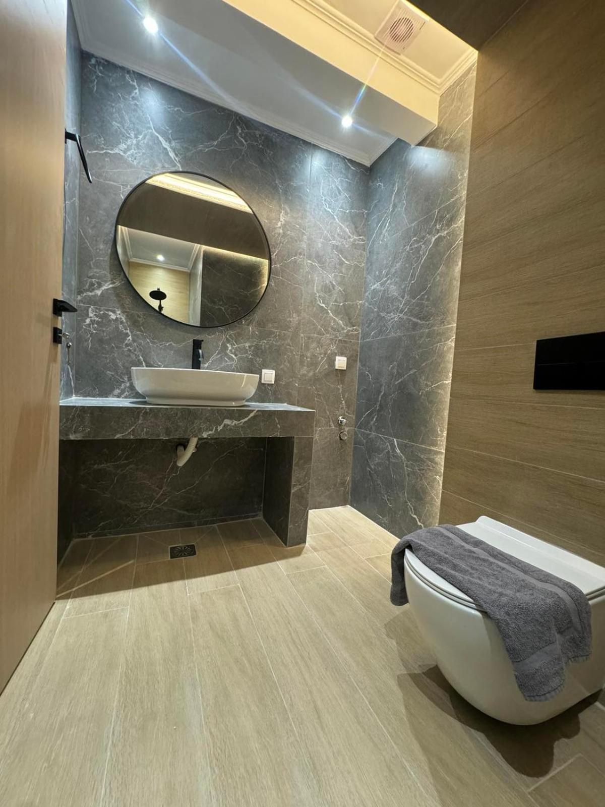La Dolce Vita-Your Urban Stay Tesalonika Bagian luar foto