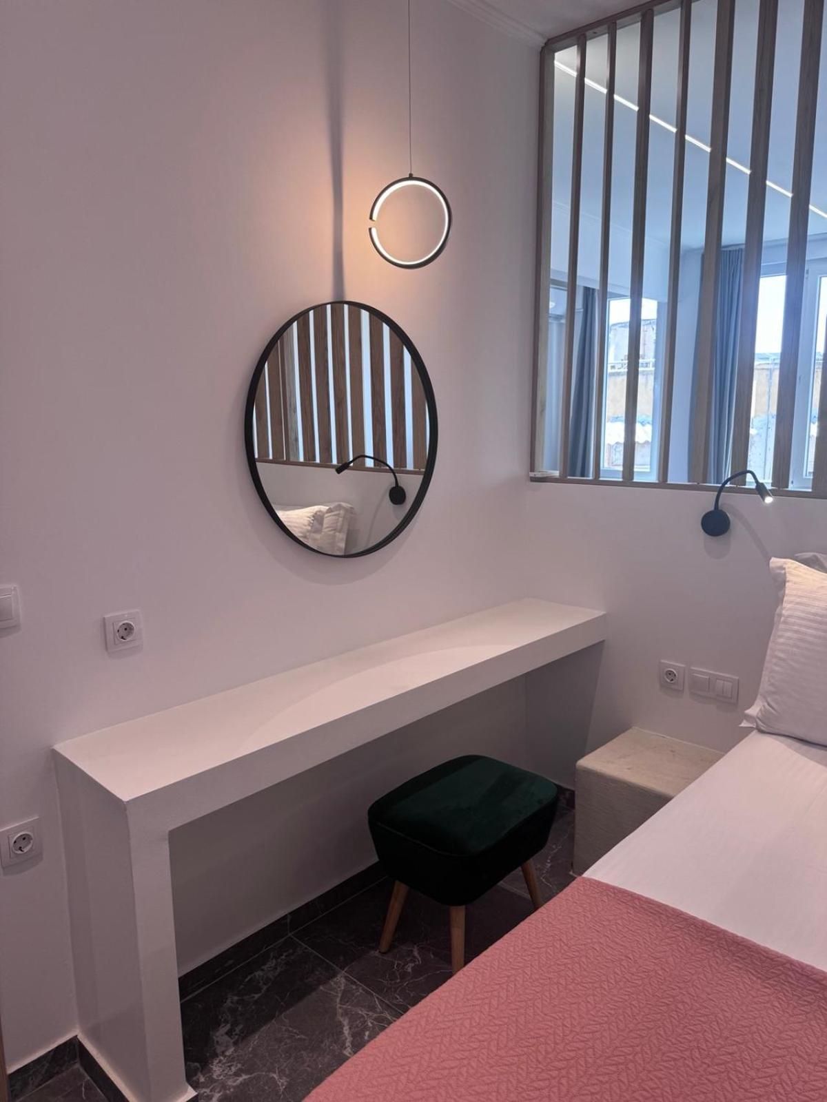 La Dolce Vita-Your Urban Stay Tesalonika Bagian luar foto