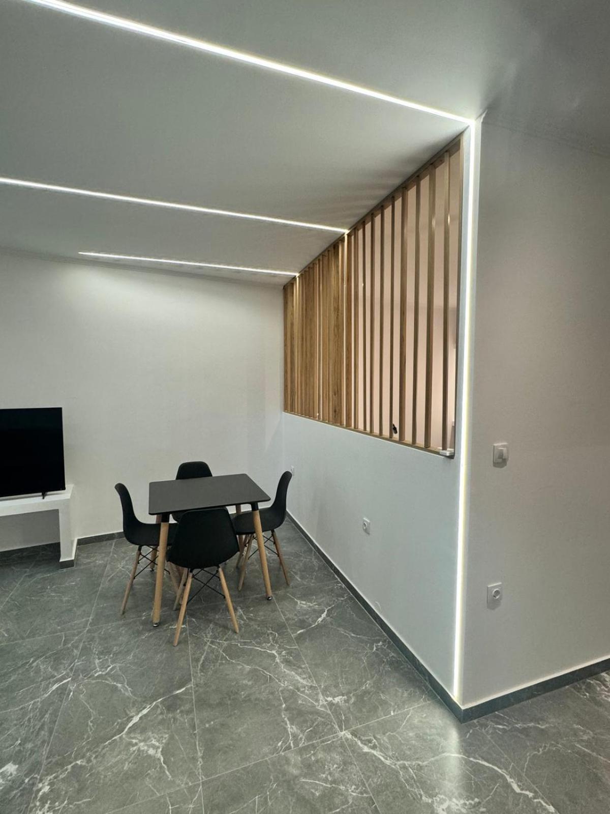 La Dolce Vita-Your Urban Stay Tesalonika Bagian luar foto