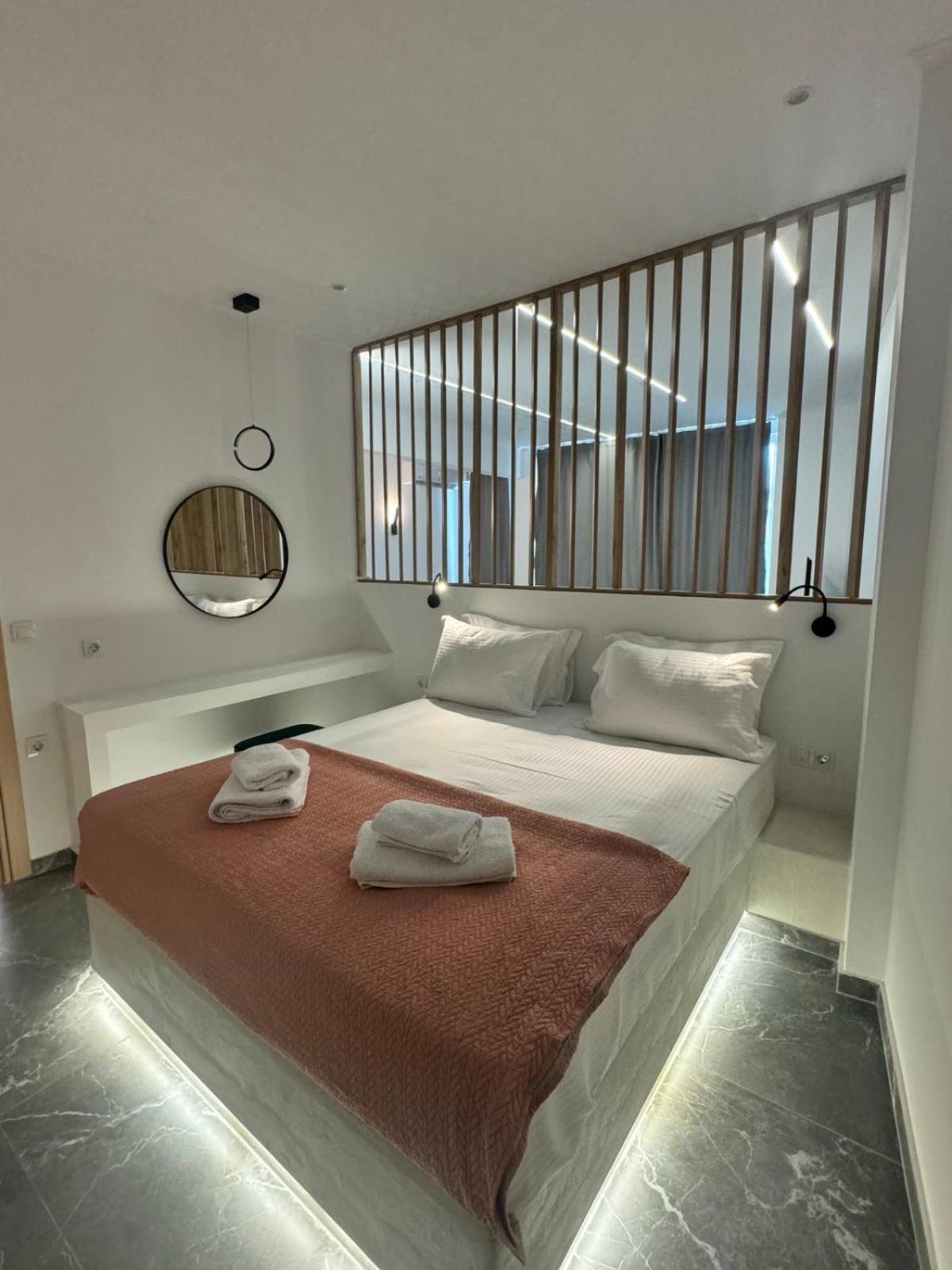 La Dolce Vita-Your Urban Stay Tesalonika Bagian luar foto